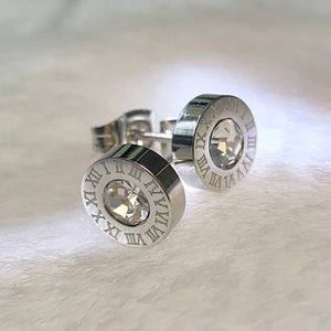 Bulgari Style Stud Earrings